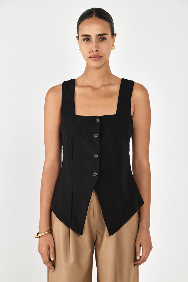 וסט מקיאטו מפתח מרובע שחור