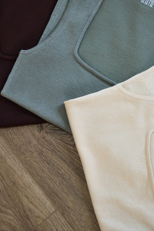 גופיית רביולי סרוגה מפתח מרובע שוקולד חומה