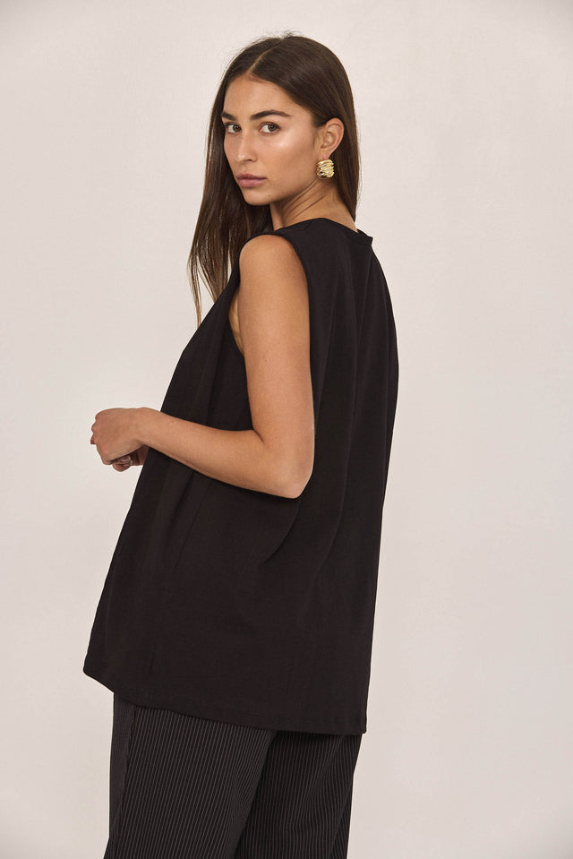 גופיית סאנשיין נירבירים שחורה