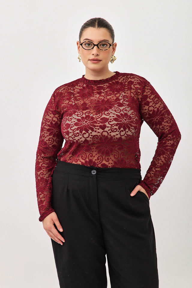 חולצת תחרה פלורל שחורה