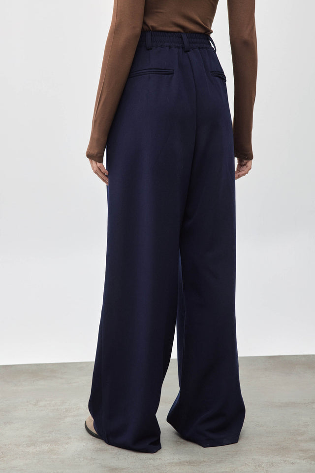 מכנסי פרצל מחוייטים מתרחבים קאמל בז׳