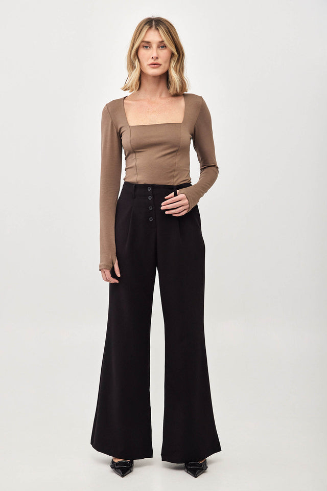 מכנסיים מחוייטים לינגוויני מתרחבים כפתורים שחור