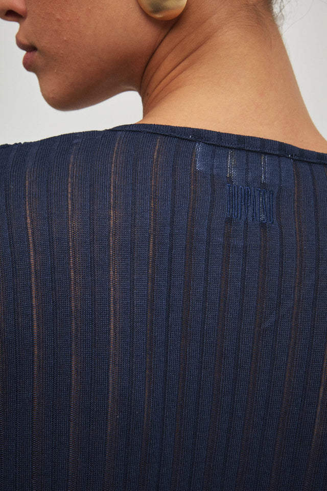 חולצת וי כיווצים ארוכה נייבי