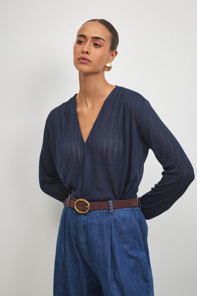 חולצת וי כיווצים ארוכה נייבי