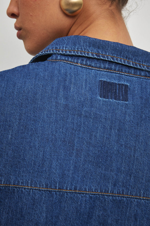 חולצת ג׳ינס פרפקט מכופתרת שרוולים תפוחים כחול כהה