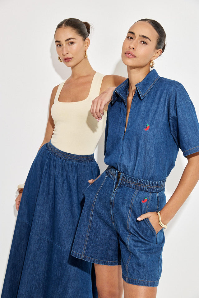 מכנסיים מחוייטים בייגל ג׳ינס ברמודה כחול כהה