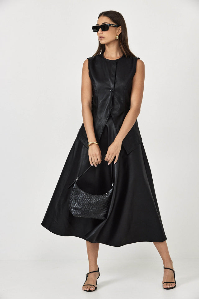 חצאית רוקפור דמוי עור בגזרת A שחורה