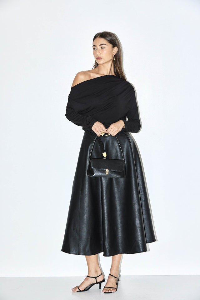 חצאית רוקפור דמוי עור בגזרת A שחורה