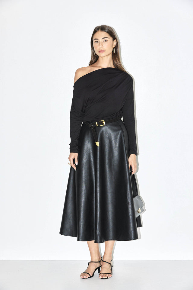 חצאית רוקפור דמוי עור בגזרת A שחורה