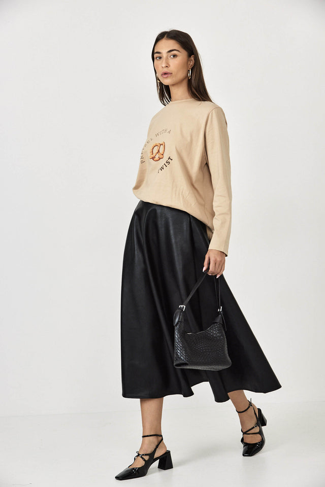 חצאית רוקפור דמוי עור בגזרת A שחורה