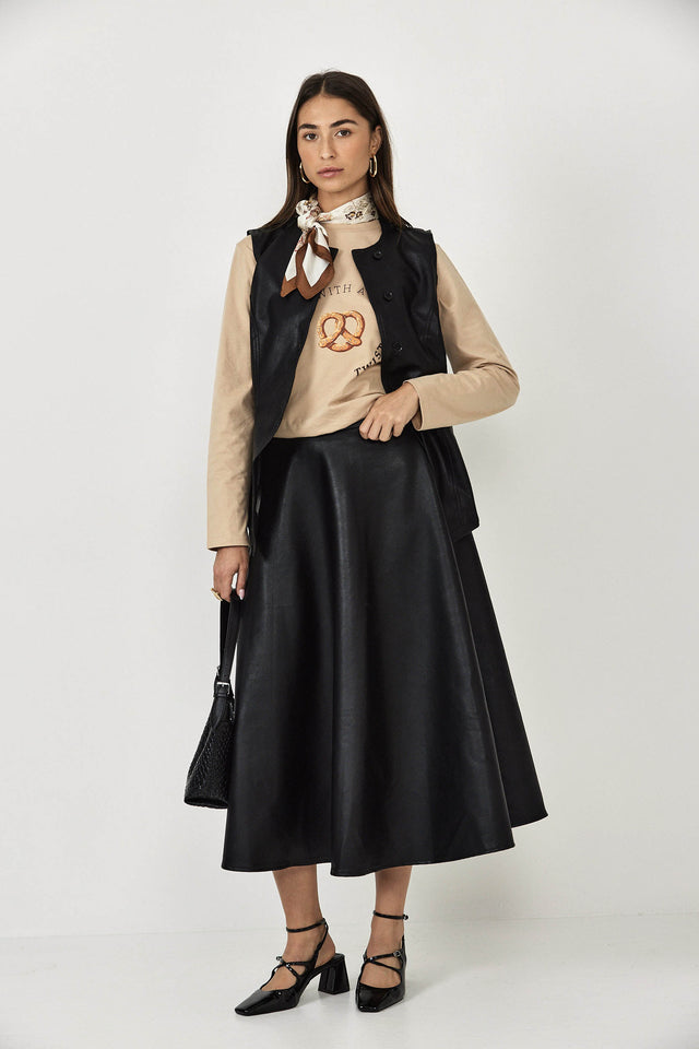 חצאית רוקפור דמוי עור בגזרת A שחורה