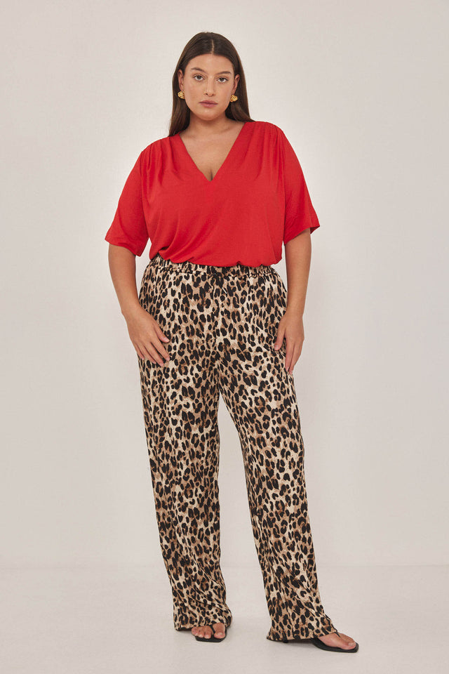 חולצת וי לייק כפלים מודל אדומה