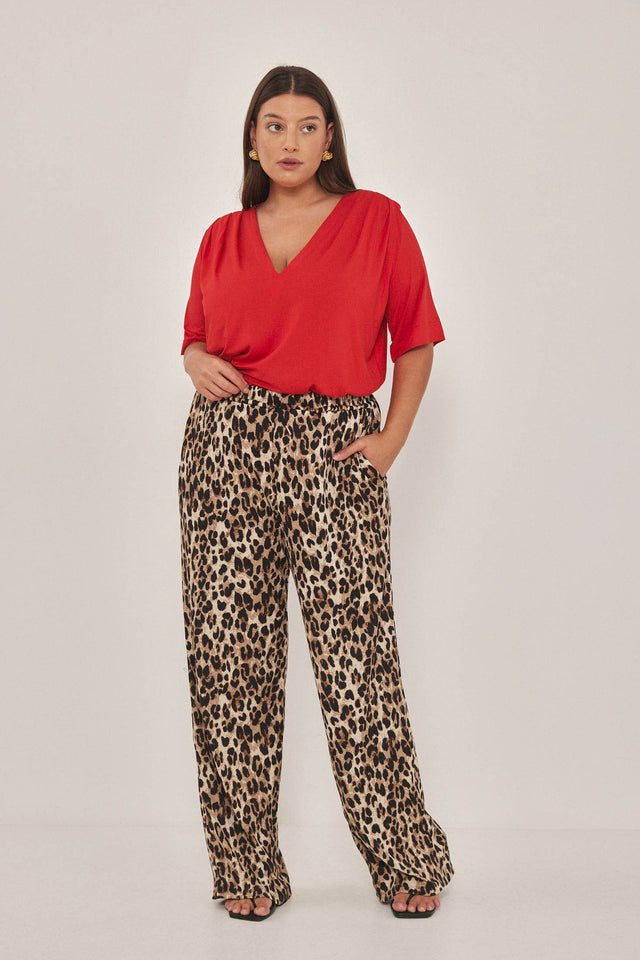 חולצת וי לייק כפלים מודל שחור