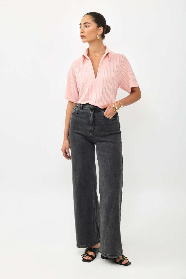 מכנסי ג'ינס גולדי מתרחבים שחור וואש