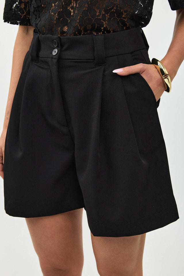 מכנסי ברמודה מחוייטים שוקולד מתרחבים שחורים