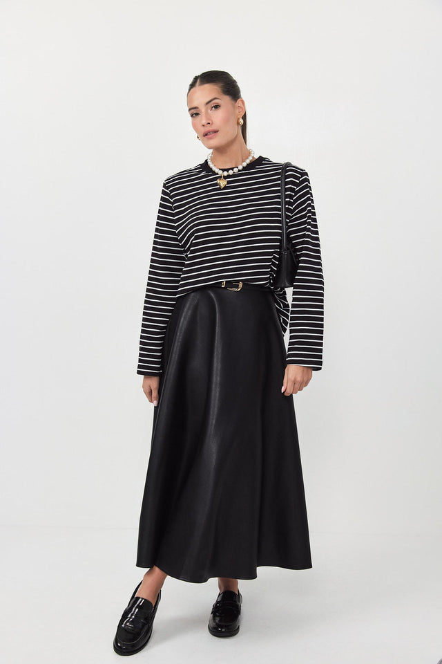 חצאית רוקפור דמוי עור בגזרת A שחורה