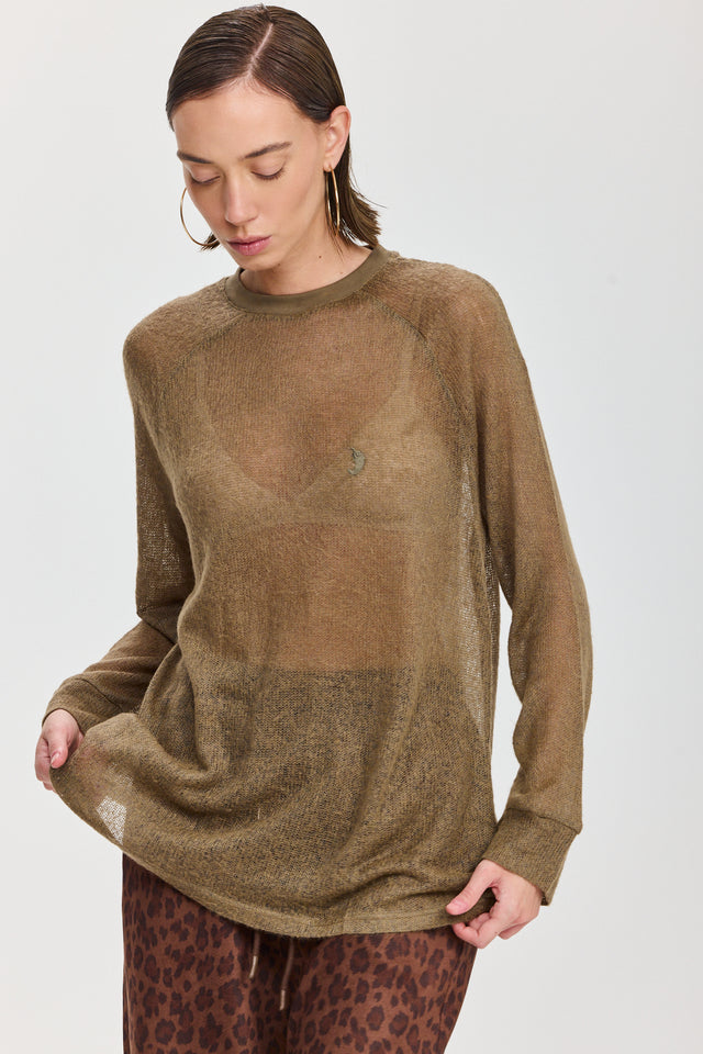 חולצת LEAGUE סריג דק זית