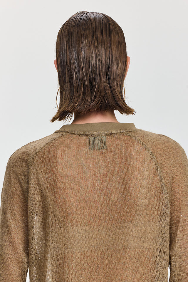 חולצת LEAGUE סריג דק זית