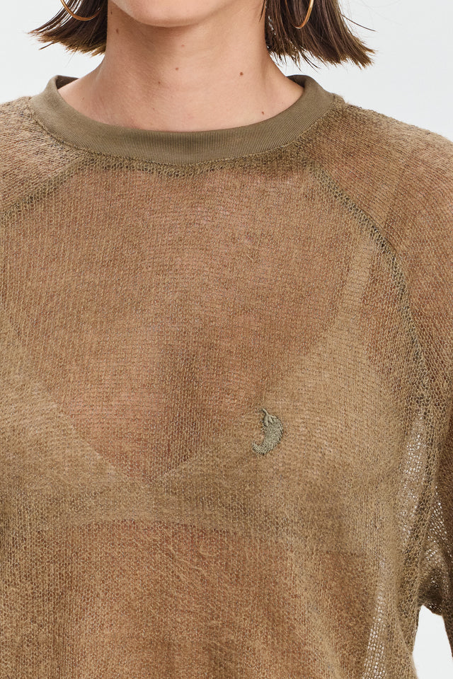 חולצת LEAGUE סריג דק זית