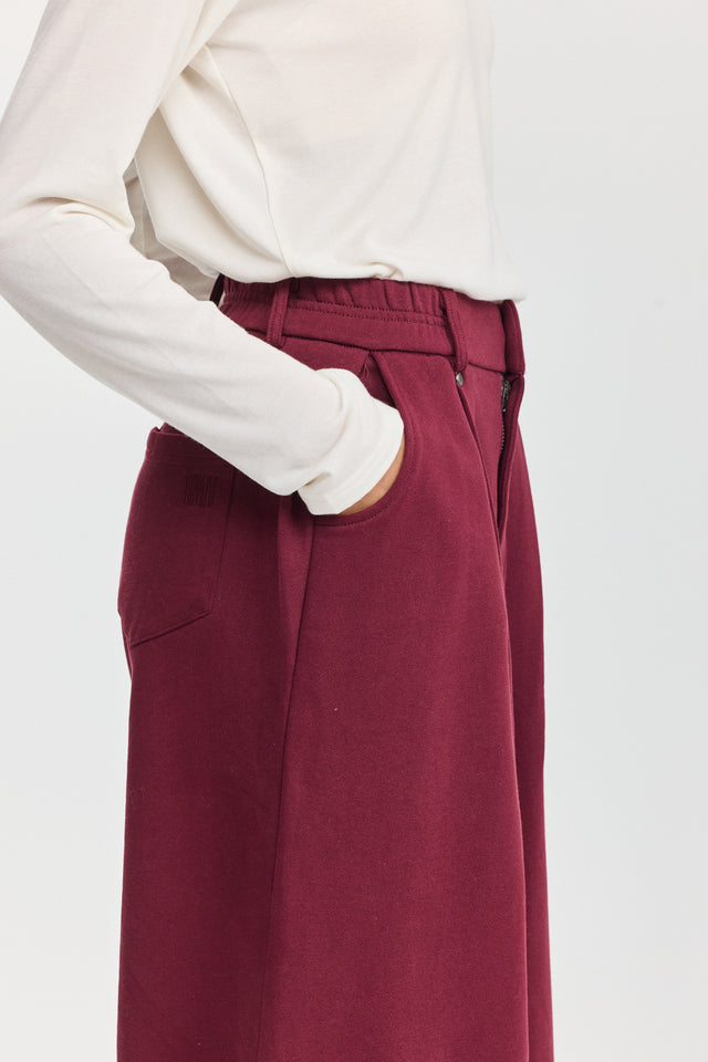 מכנסי קראמבל סווטשירט מתרחבים דיטייל מחויט בורגנדי