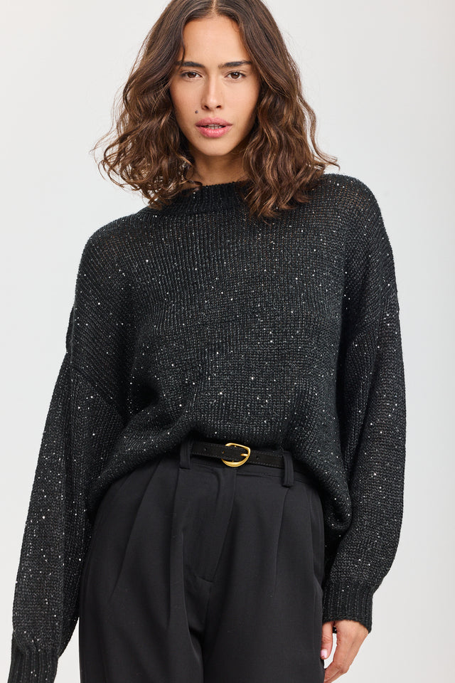 סוודר מרשמלו פייטים שחור