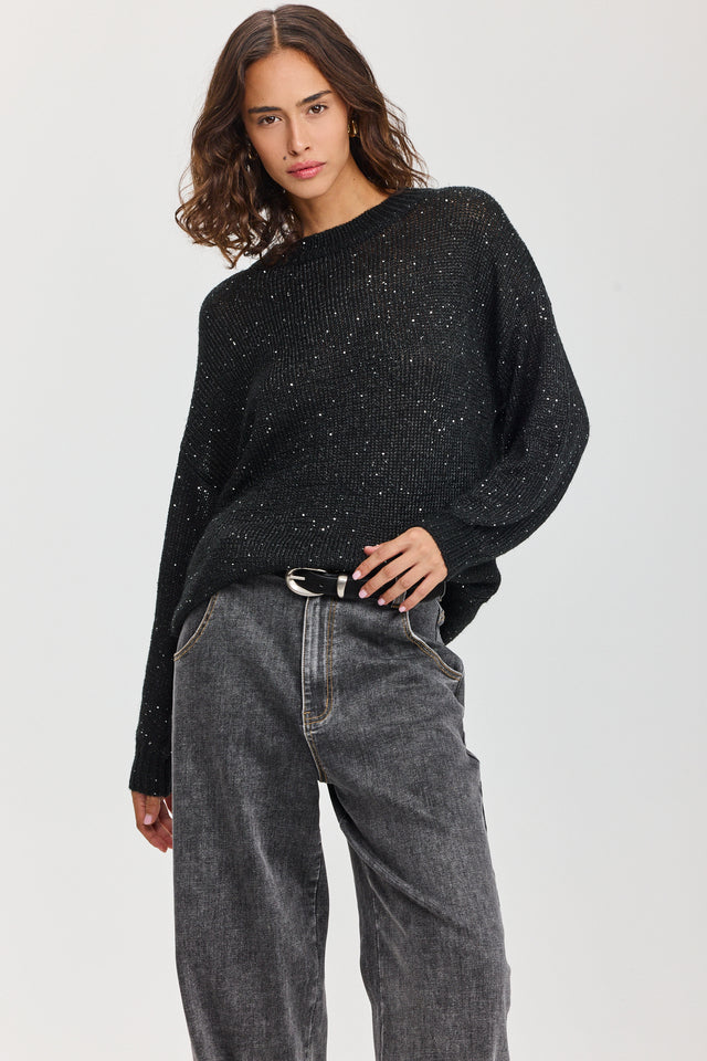 סוודר מרשמלו פייטים שחור