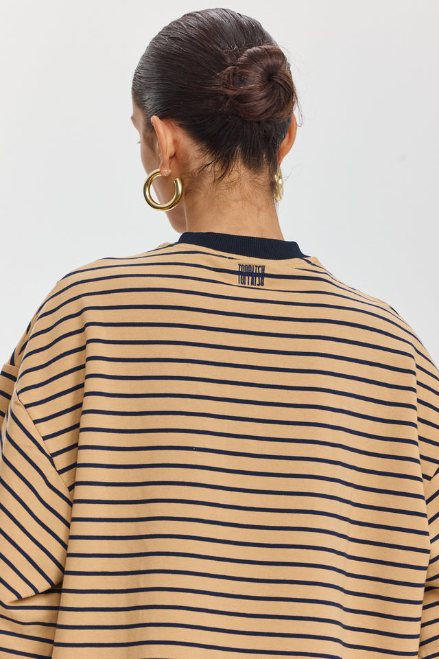 סווטשירט פודינג שרוולים תפוחים פסים מוקה שחור