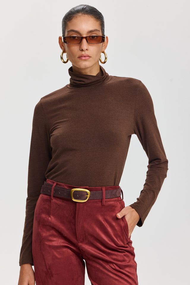 חולצת מיסו גולף חום שוקולד