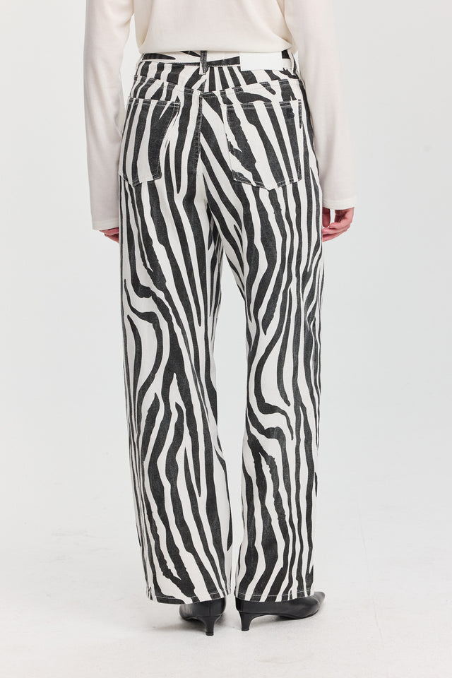 מכנסי ג'ינס זברה