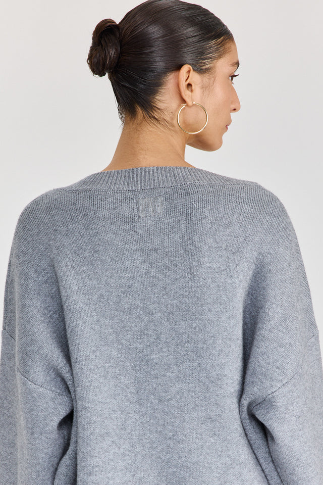 סוודר טוניקה פרזנט מפתח וי אפור