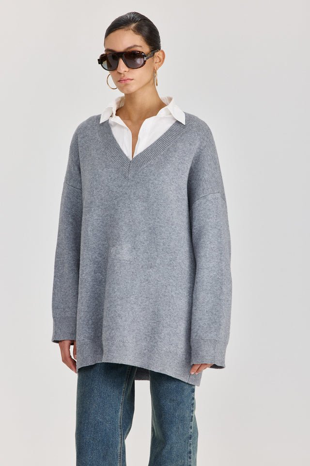 סוודר טוניקה פרזנט מפתח וי אפור