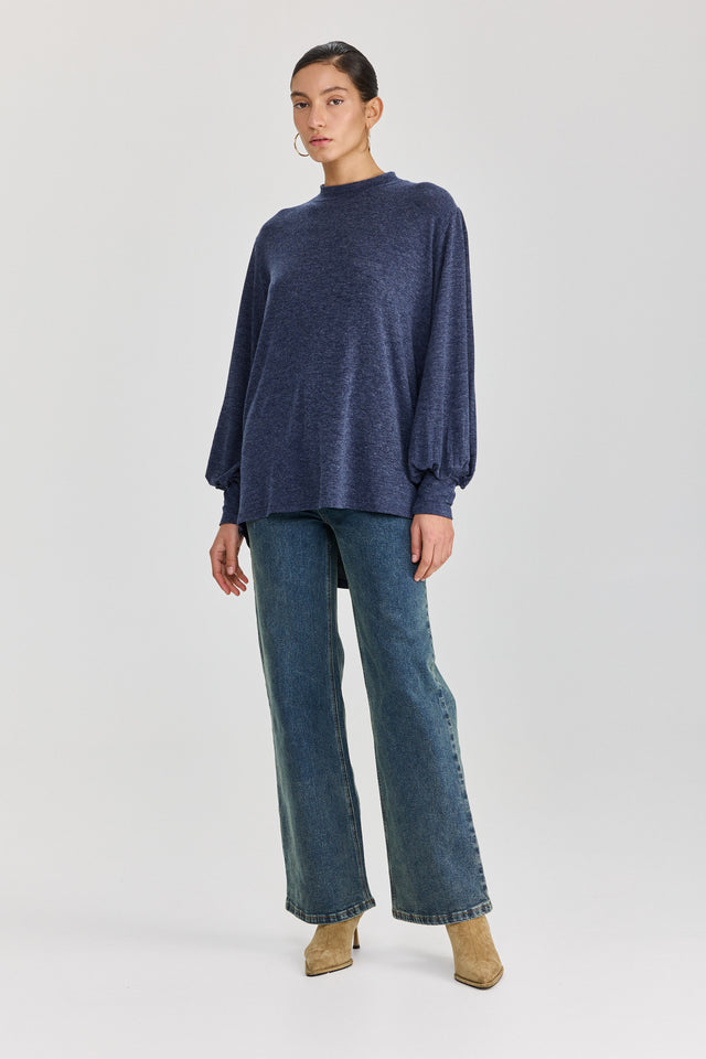 חולצת פונדו שרוולים תפוחים נייבי