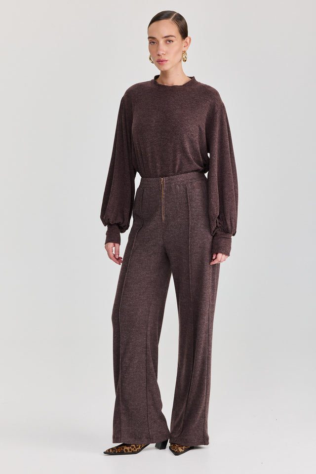 מכנסיים מחוייטים סריג וויסקי רוכסן גומי חום טראפל