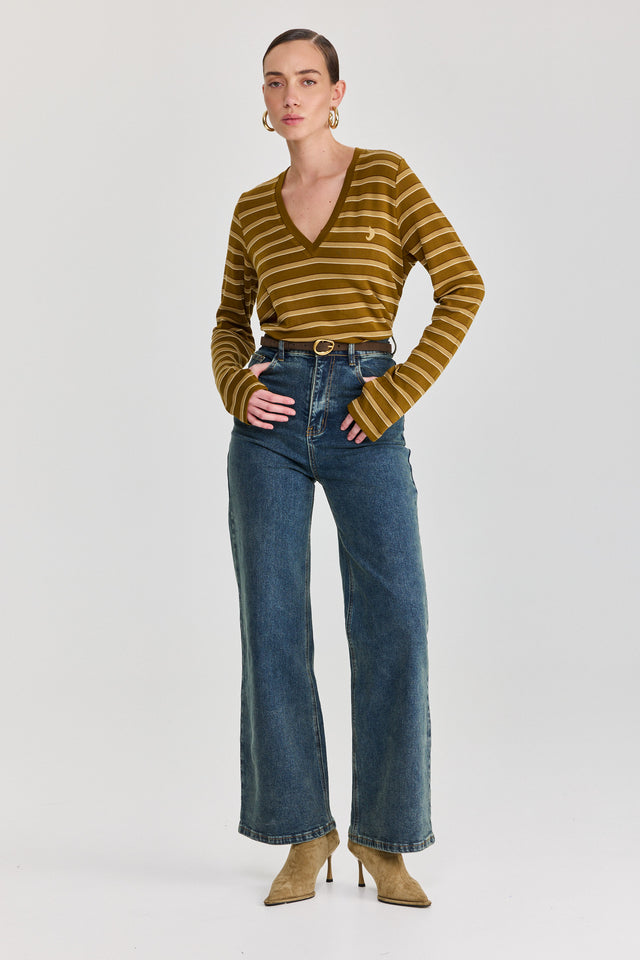 חולצת קוקיז מפתח וי שרוולים ארוכים פסים ירוק חום