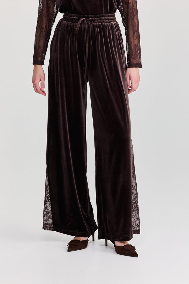 מכנסיים ספיריט מתרחבים גומי קטיפה משולש תחרה חום שוקולד