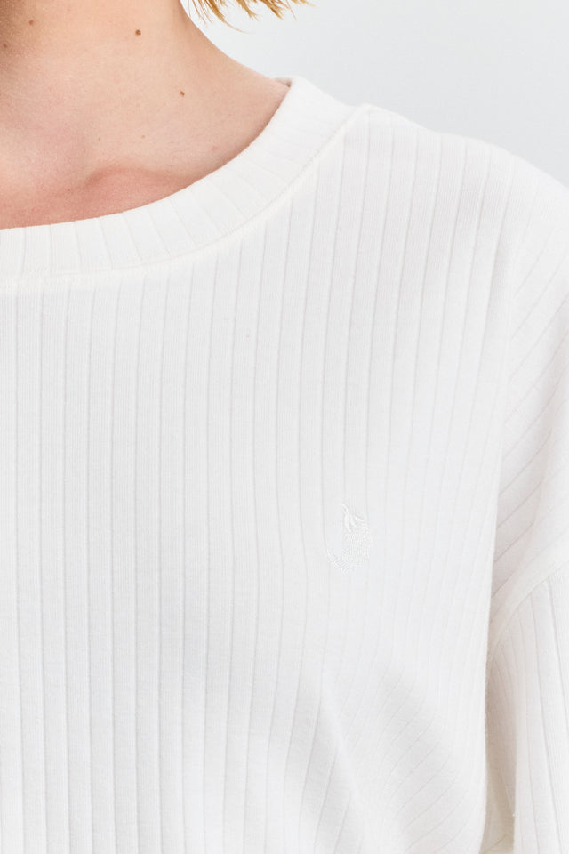 חולצת ספייסי ריב ארוכה לבנה