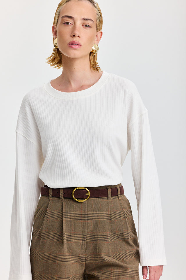 חולצת ספייסי ריב ארוכה לבנה