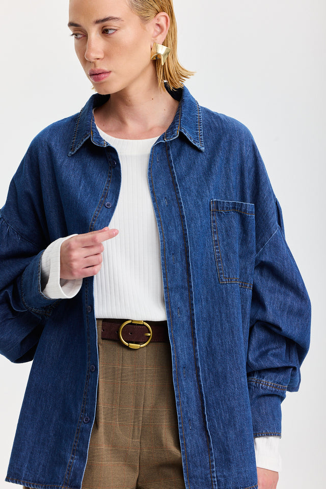 חולצת ג׳ינס פרפקט מכופתרת שרוולים תפוחים כחול כהה