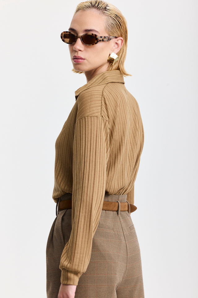 חולצת זיפר וונט שרוולים ארוכים מוקה