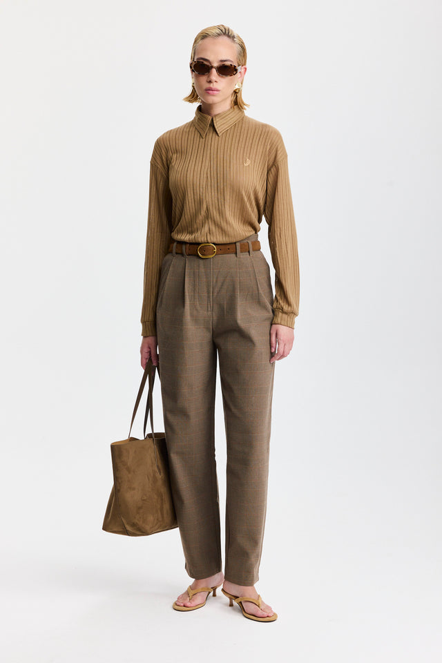 חולצת זיפר וונט שרוולים ארוכים מוקה