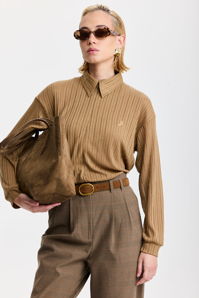 חולצת זיפר וונט שרוולים ארוכים מוקה