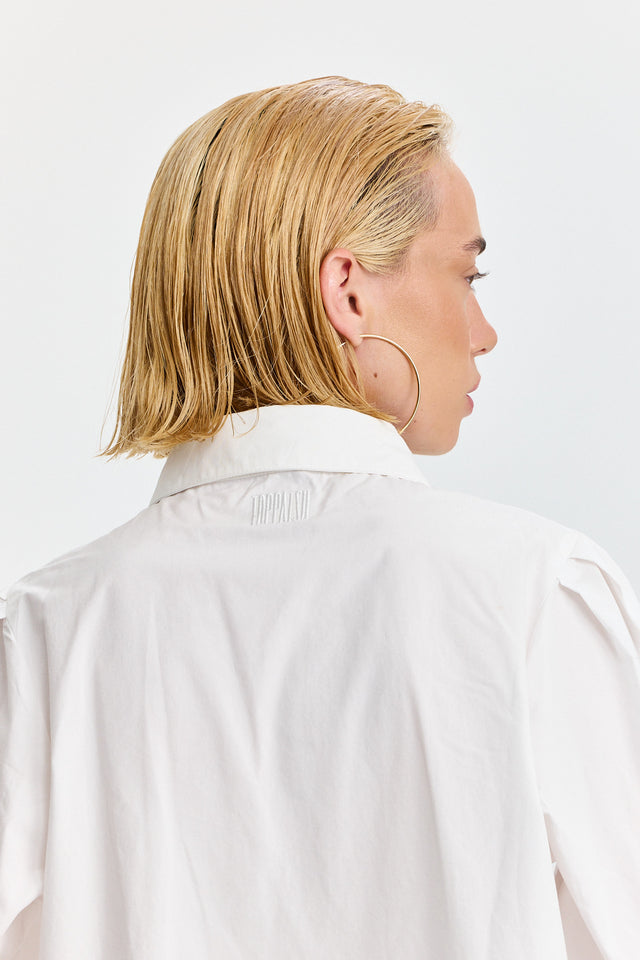 חולצה מכופתרת אלמונד כותנה ארוכה לבנה