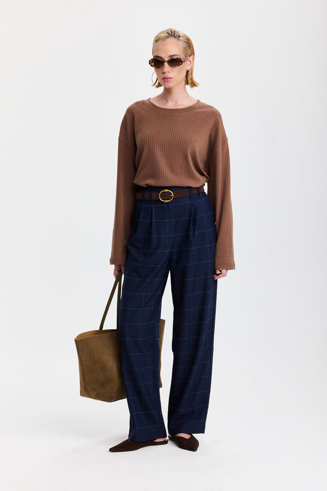 חולצת ספייסי ריב ארוכה חום שוקולד