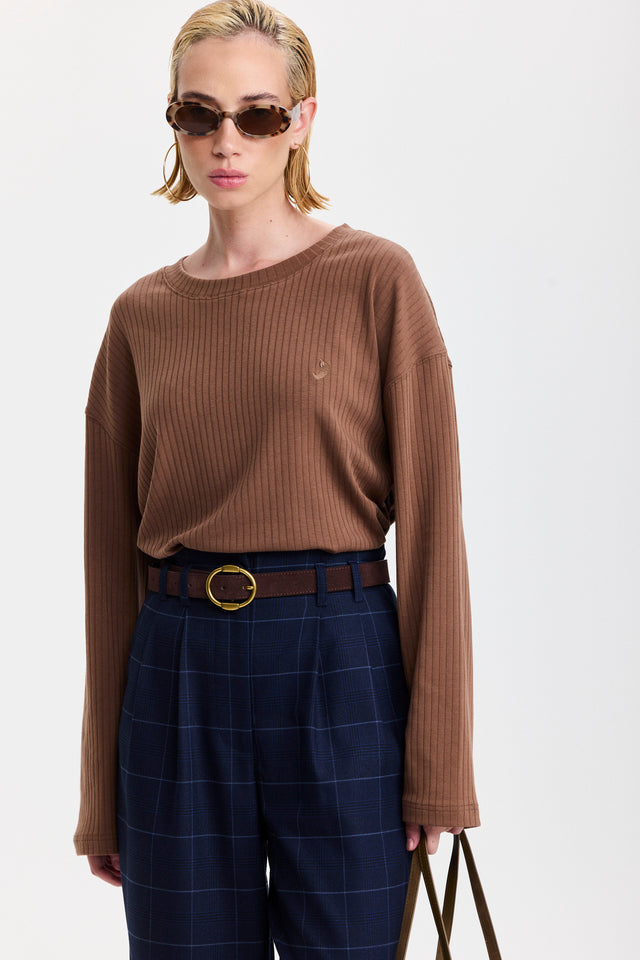 חולצת ספייסי ריב ארוכה חום שוקולד