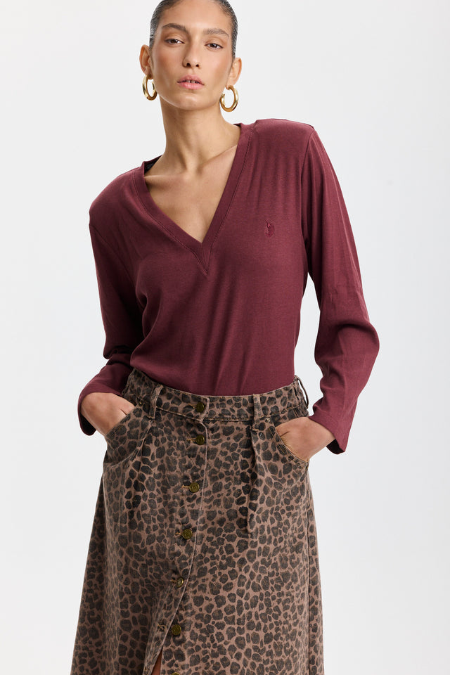 חולצת פנקייק מפתח וי שרוולים ארוכים וכריות נשלפות בורגנדי