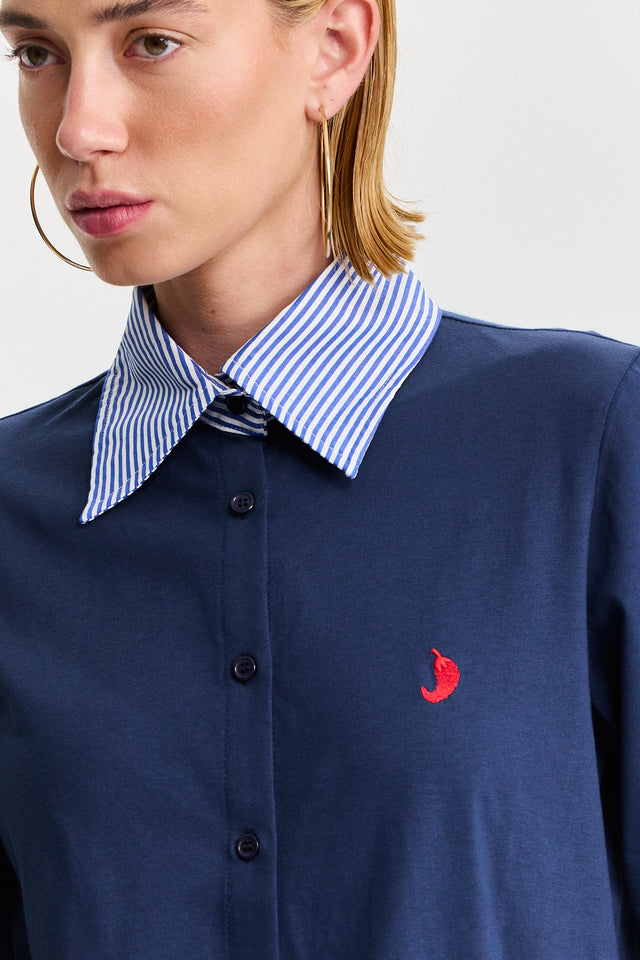 חולצה מכופתרת ספייסי ארוכה כחולה צווארון פסים