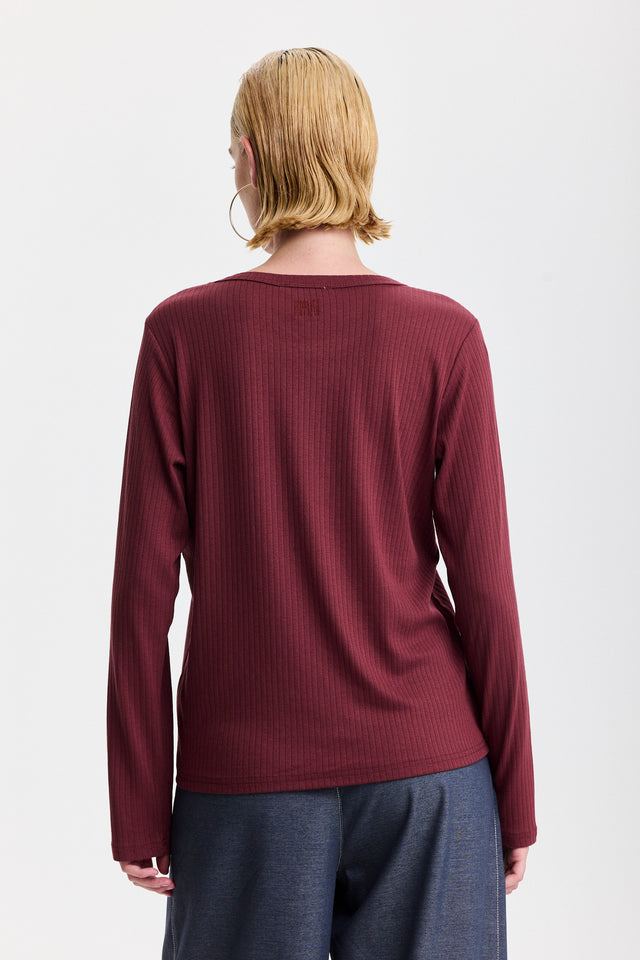 חולצת קוקיז ספייסי שרוולים ארוכים בורגנדי