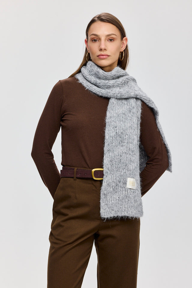 צעיף סרוג אפור מלנז'