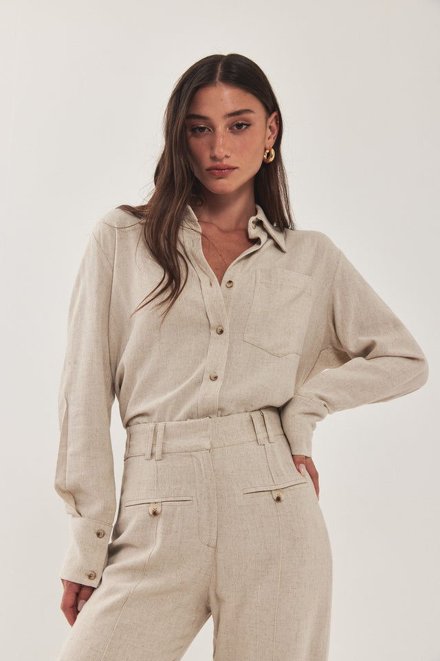 חולצה מכופתרת HOLIDAY לבנה