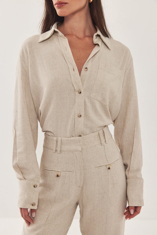 חולצה מכופתרת HOLIDAY לבנה